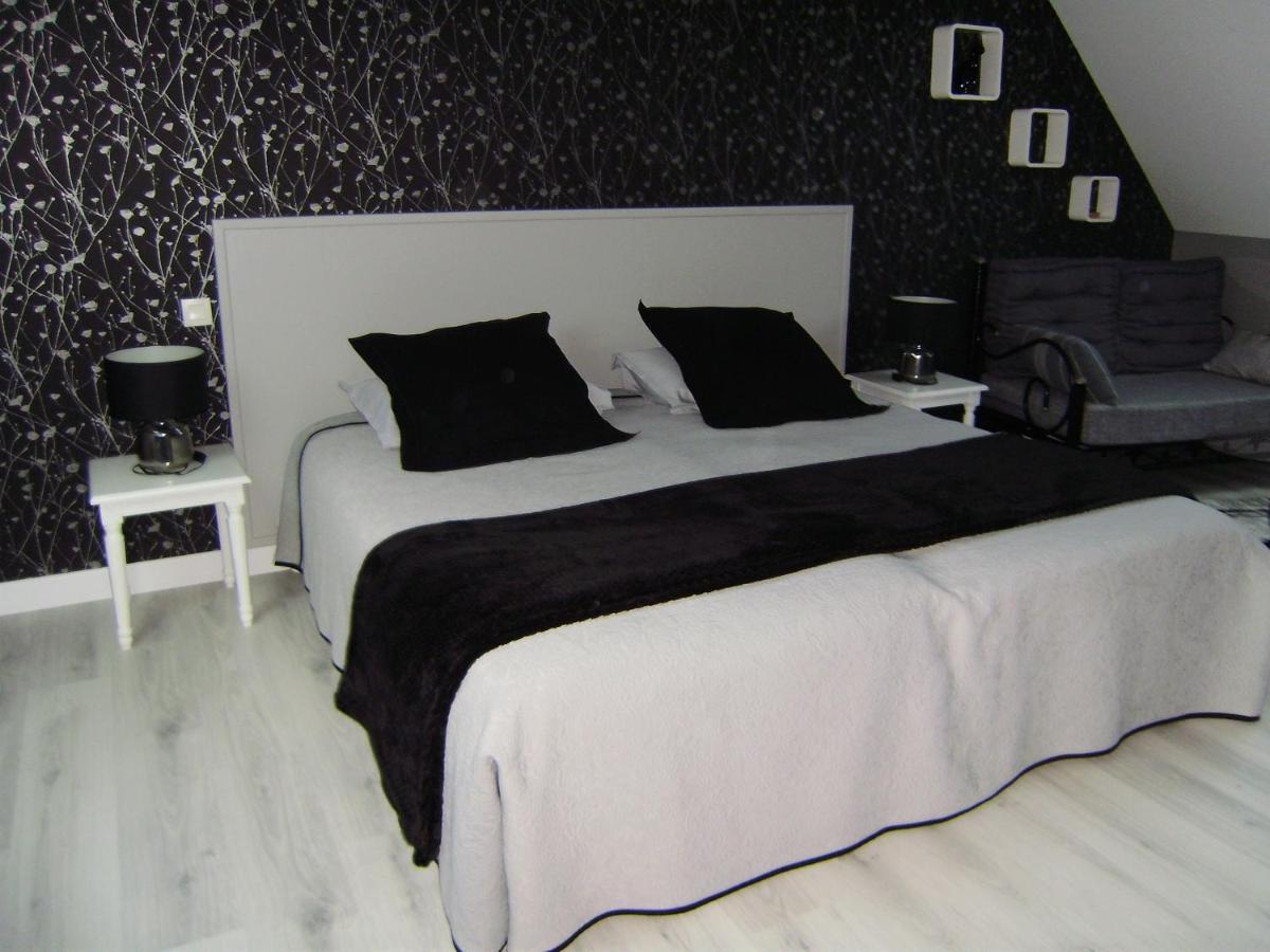 Chambres D'Hotes Mauvierges Segre Luaran gambar